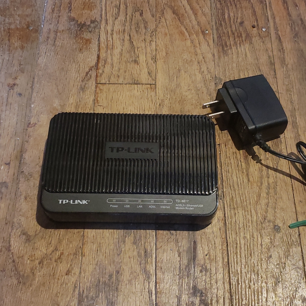 TP-Link TD-8817 ADSL2+ modem